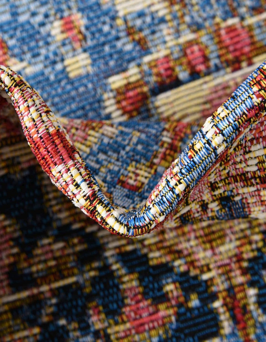 Unique Loom Outdoor Traditional Collection Area Rug - Limon (5' 3" x 8' Rectangle, Multi/ Red)
