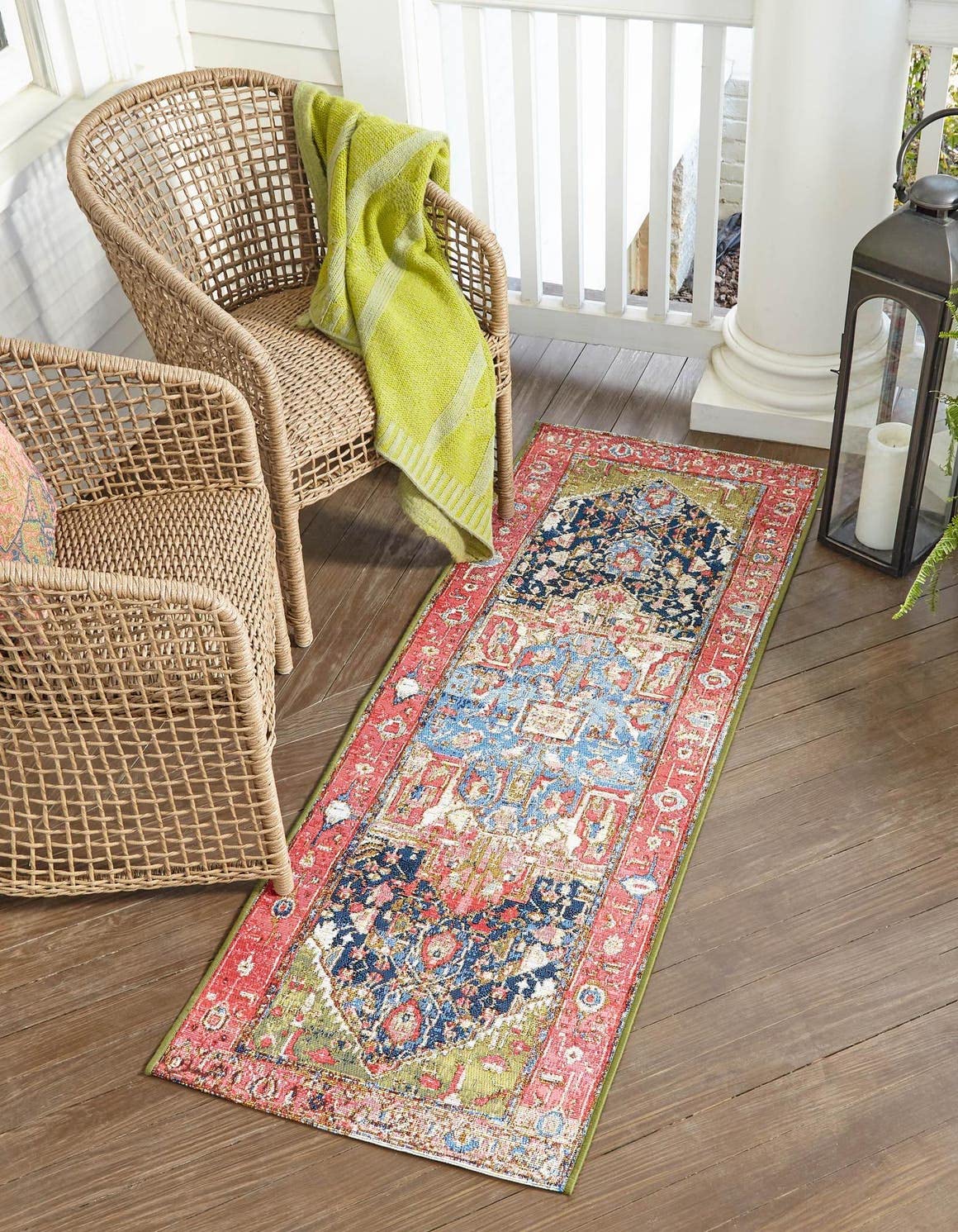 Unique Loom Outdoor Traditional Collection Area Rug - Limon (5' 3" x 8' Rectangle, Multi/ Red)