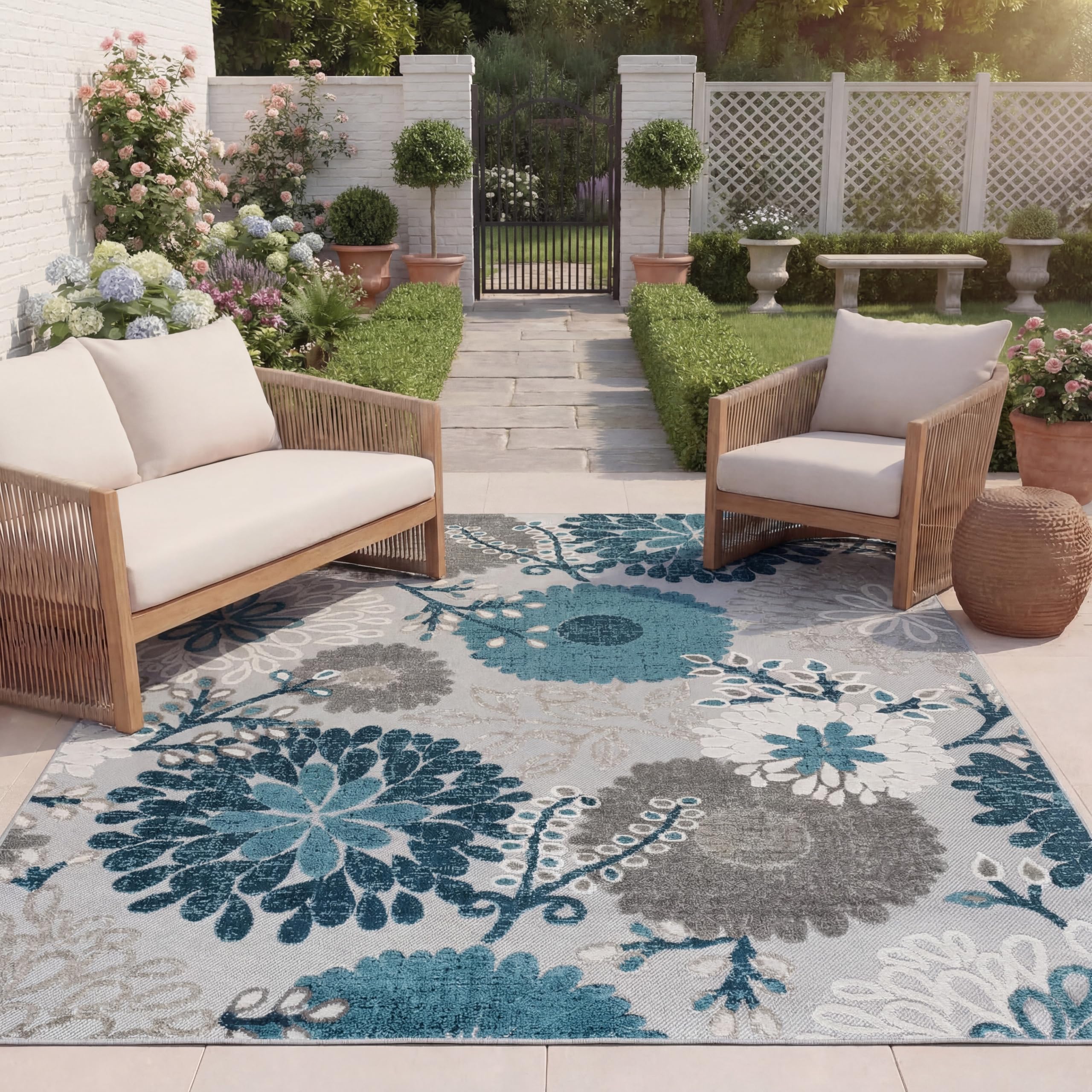 SAFAVIEH Washable Rug Outdoor Cabana Collection - 4' x 6', Cream & Red, Non-Shedding & Easy to Clean, Ideal for Patio, Backyard, Mudroom (CBN832A)