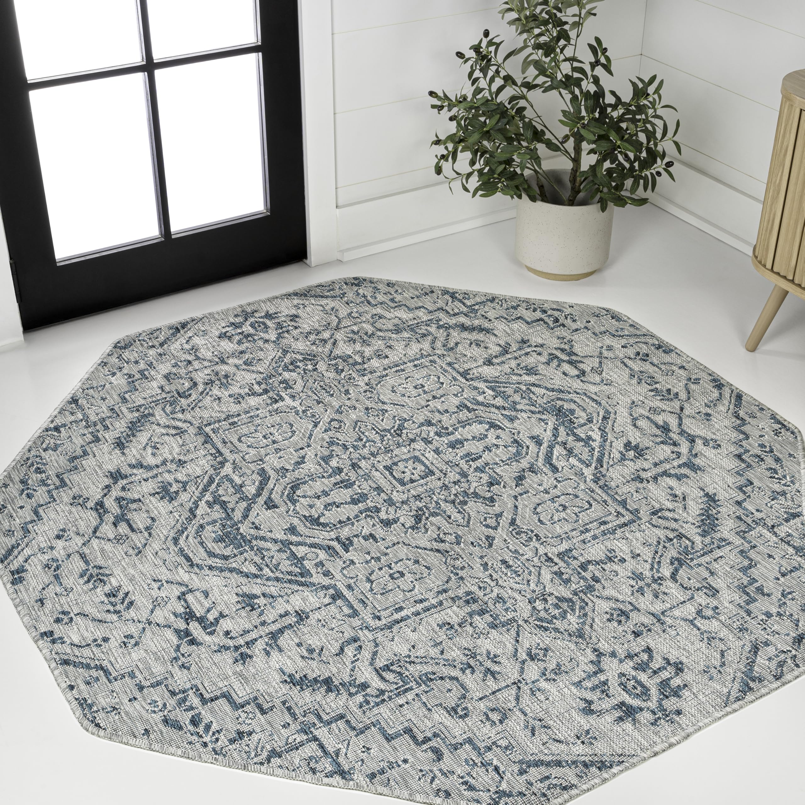 JONATHAN Y Boho Medallion Indoor Outdoor Area Rug 4X6 Navy/Gray, Estrella Textured Weave for Backyard, Patio, Porch, Easy-Cleaning, High Traffic, Pet-Friendly, Non-Shedding (SMB105B-4)