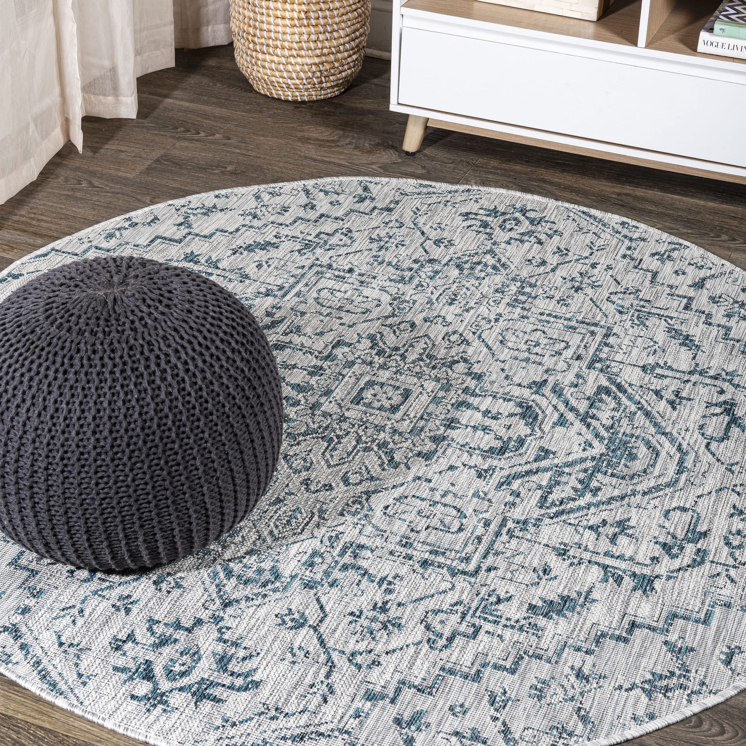 JONATHAN Y Boho Medallion Indoor Outdoor Area Rug 4X6 Navy/Gray, Estrella Textured Weave for Backyard, Patio, Porch, Easy-Cleaning, High Traffic, Pet-Friendly, Non-Shedding (SMB105B-4)