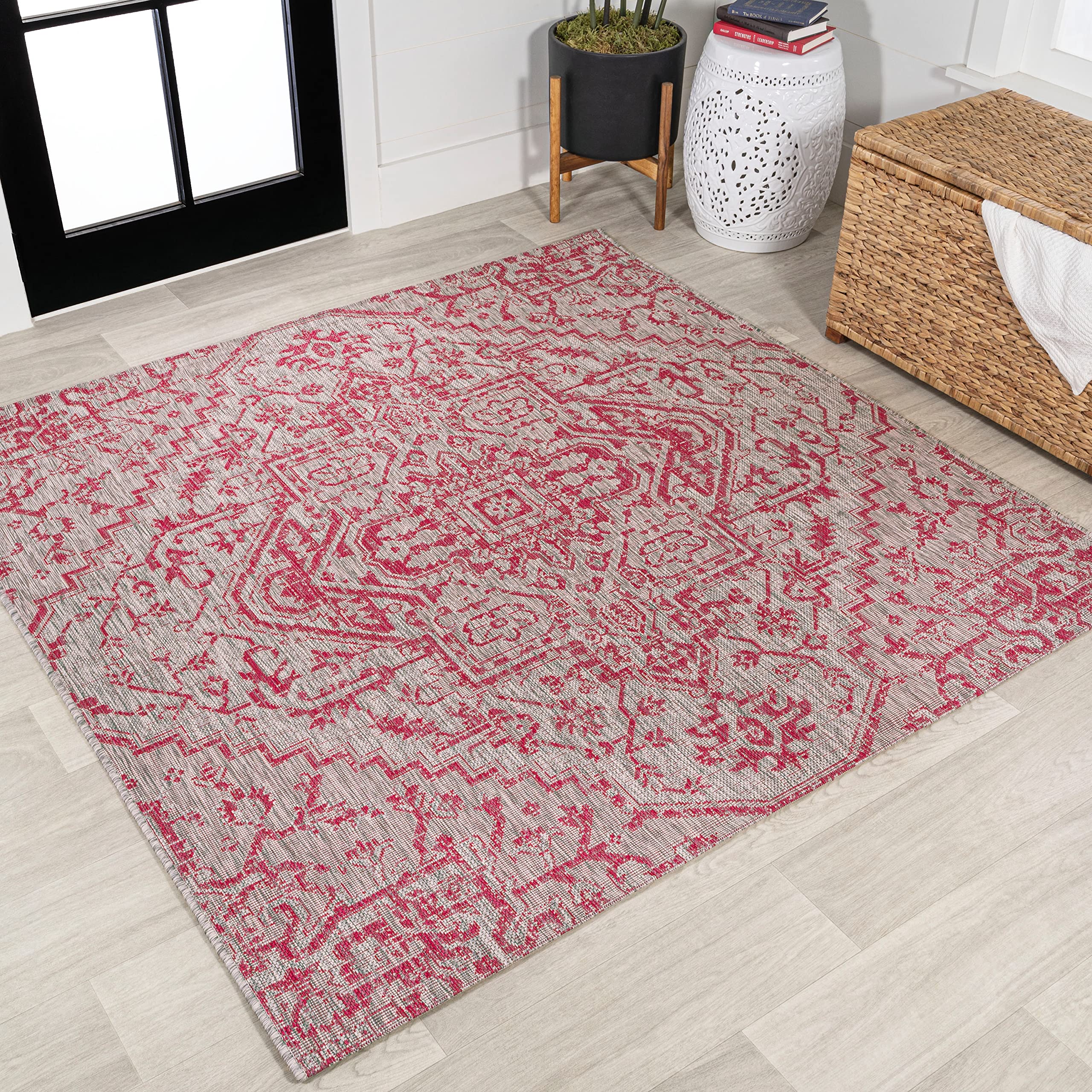 JONATHAN Y Boho Medallion Indoor Outdoor Area Rug 4X6 Navy/Gray, Estrella Textured Weave for Backyard, Patio, Porch, Easy-Cleaning, High Traffic, Pet-Friendly, Non-Shedding (SMB105B-4)