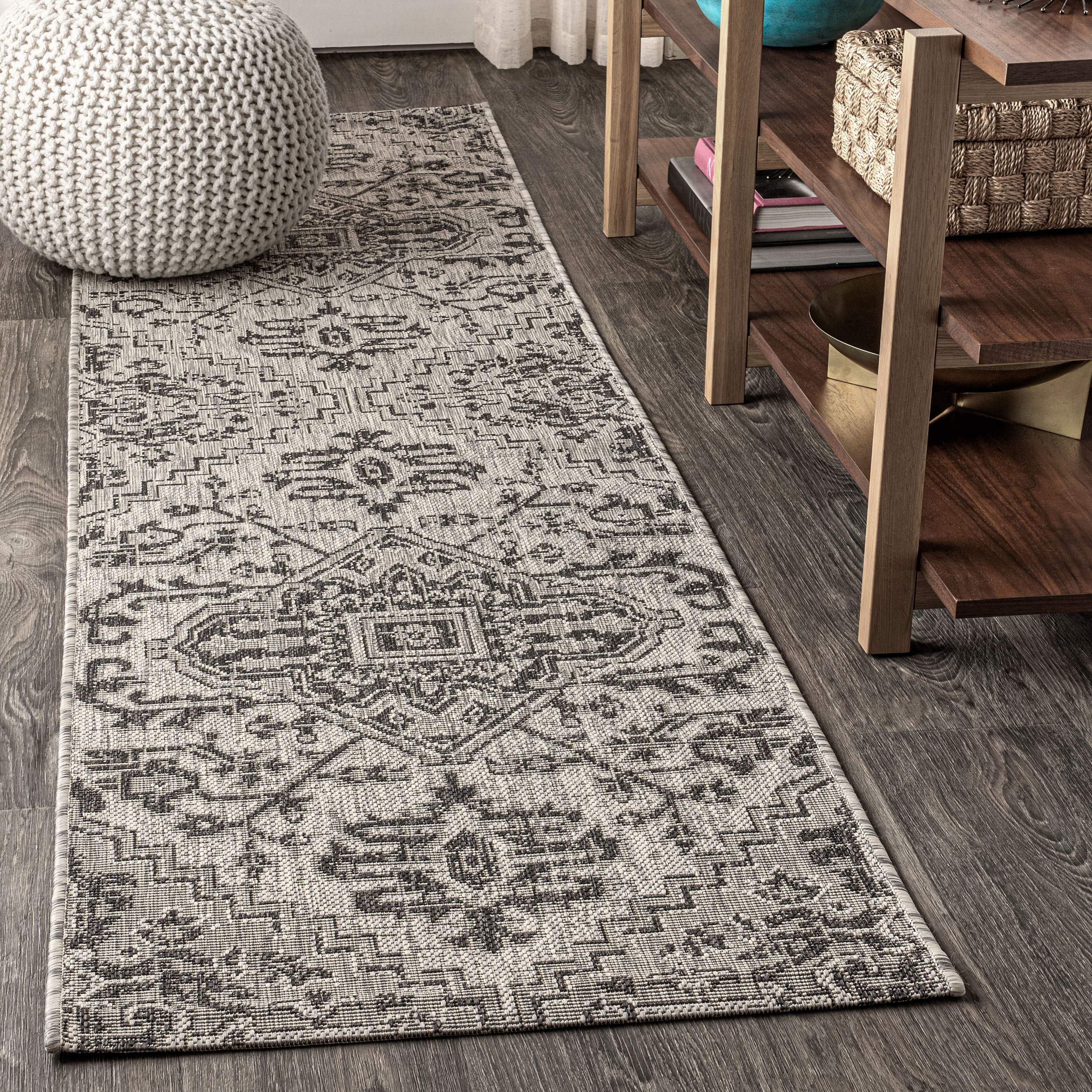 JONATHAN Y Boho Medallion Indoor Outdoor Area Rug 4X6 Navy/Gray, Estrella Textured Weave for Backyard, Patio, Porch, Easy-Cleaning, High Traffic, Pet-Friendly, Non-Shedding (SMB105B-4)