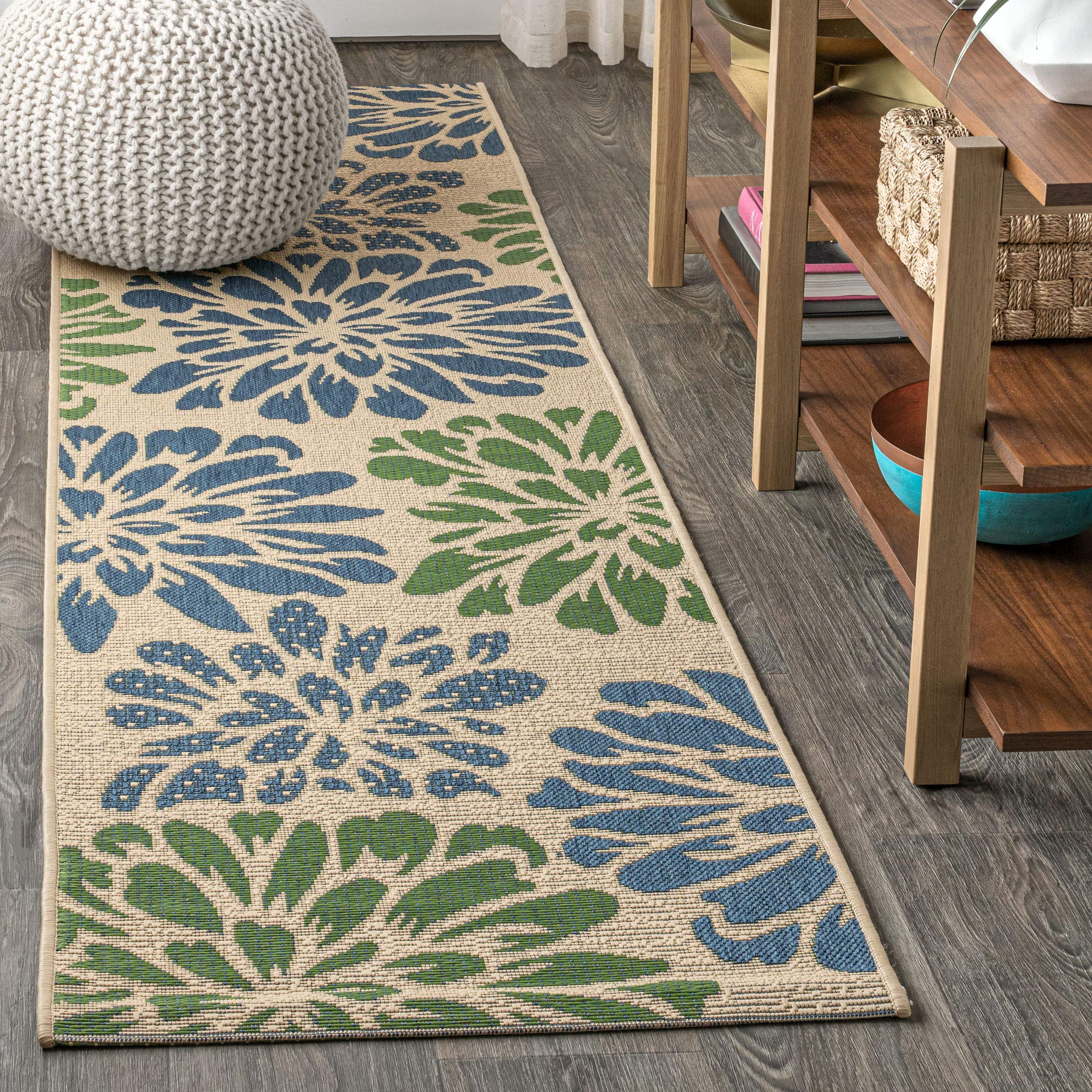 JONATHAN Y Floral Textured Weave Indoor Outdoor Area Rug 4X6 Navy/Aqua, Zinnia Modern for Backyard, Patio, Porch, Easy-Cleaning, High Traffic, Pet-Friendly, Non-Shedding (SMB110C-4)