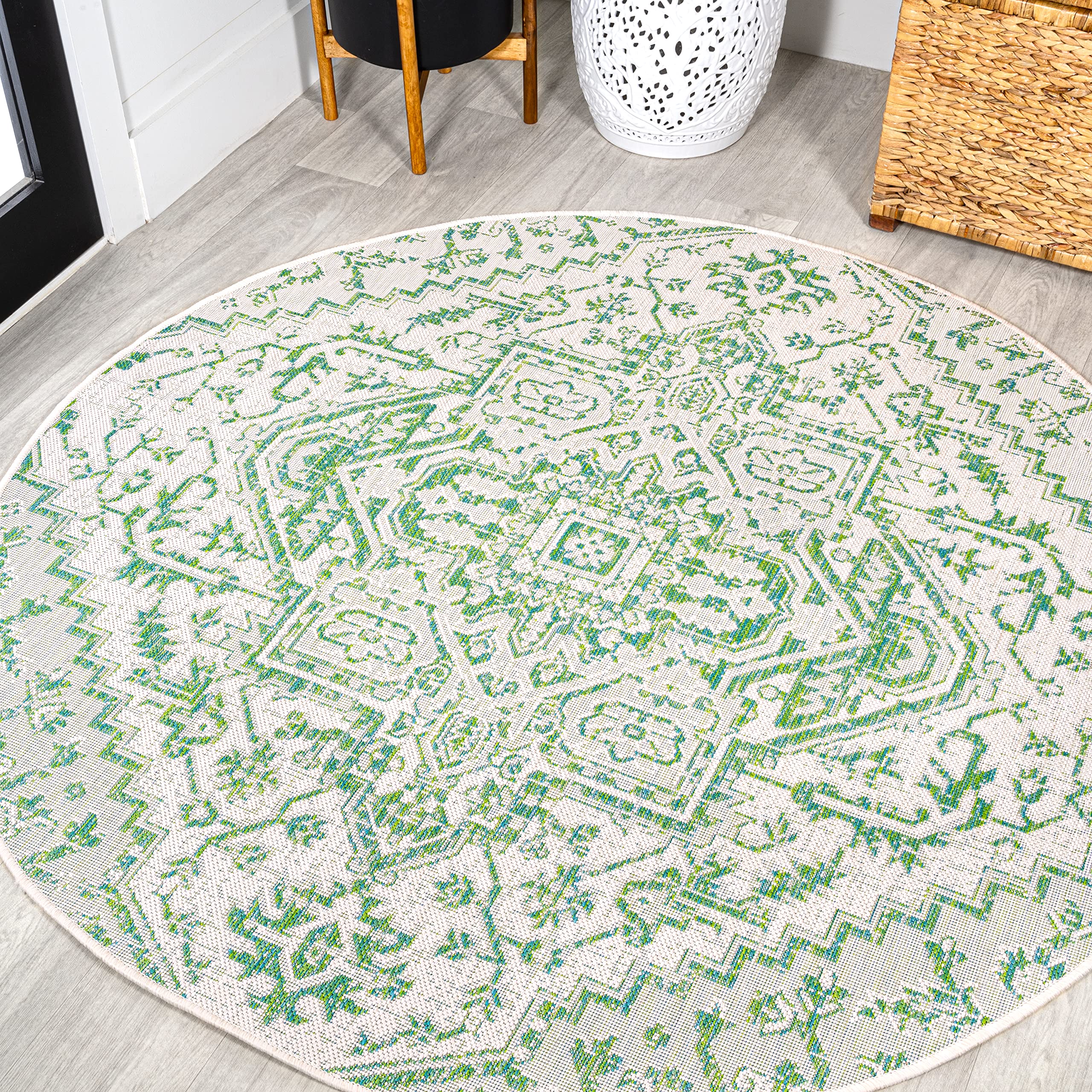 JONATHAN Y Boho Medallion Indoor Outdoor Area Rug 4X6 Navy/Gray, Estrella Textured Weave for Backyard, Patio, Porch, Easy-Cleaning, High Traffic, Pet-Friendly, Non-Shedding (SMB105B-4)